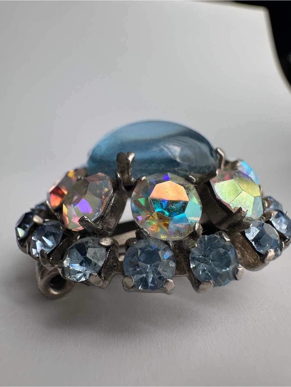 A-F Paris Btè SGDG Vintage from 1930’s Glass and rinestones Brooch/Fur clip - Picture 2 of 14